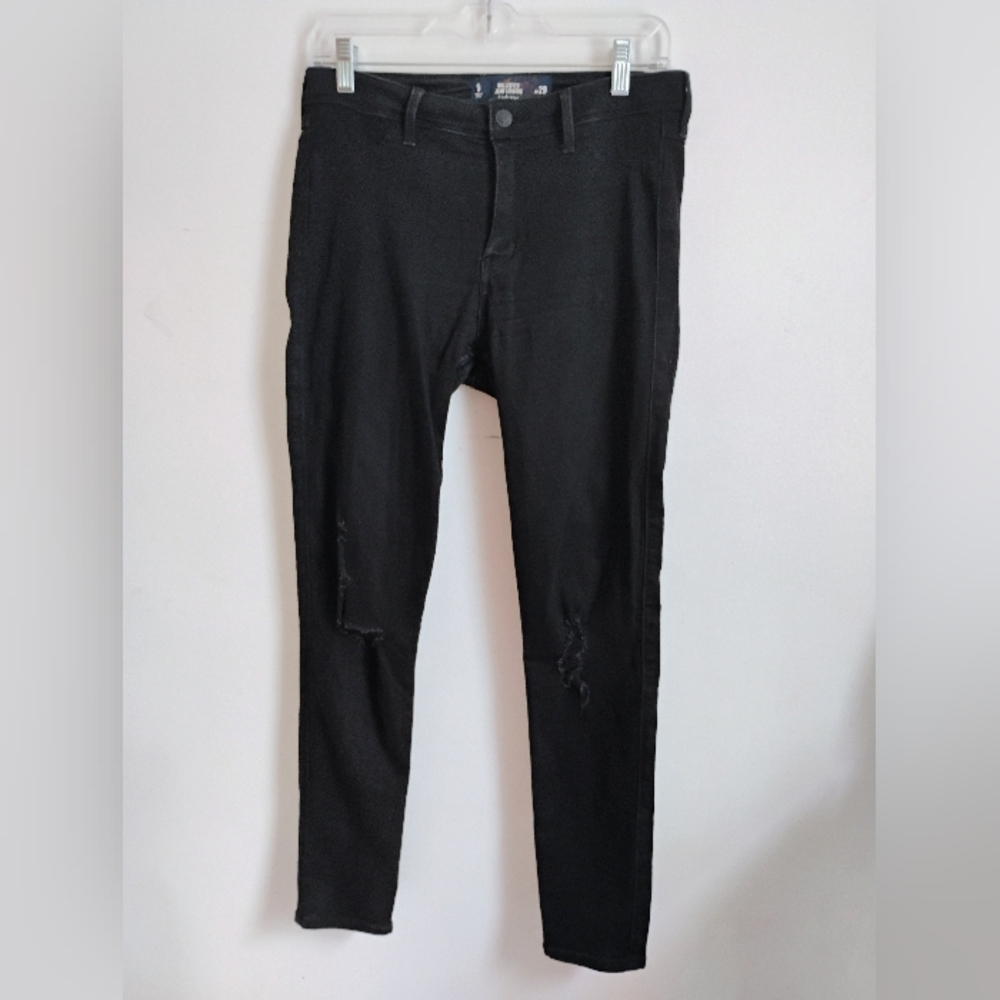 Hollister | Black High-Rise Distressed Jean Leggings | 9 | EUC